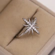 Simple and fashionable floral hand jewelry Korean micro-inlaid zircon ring sweet rice word snowflake delicate ring ring