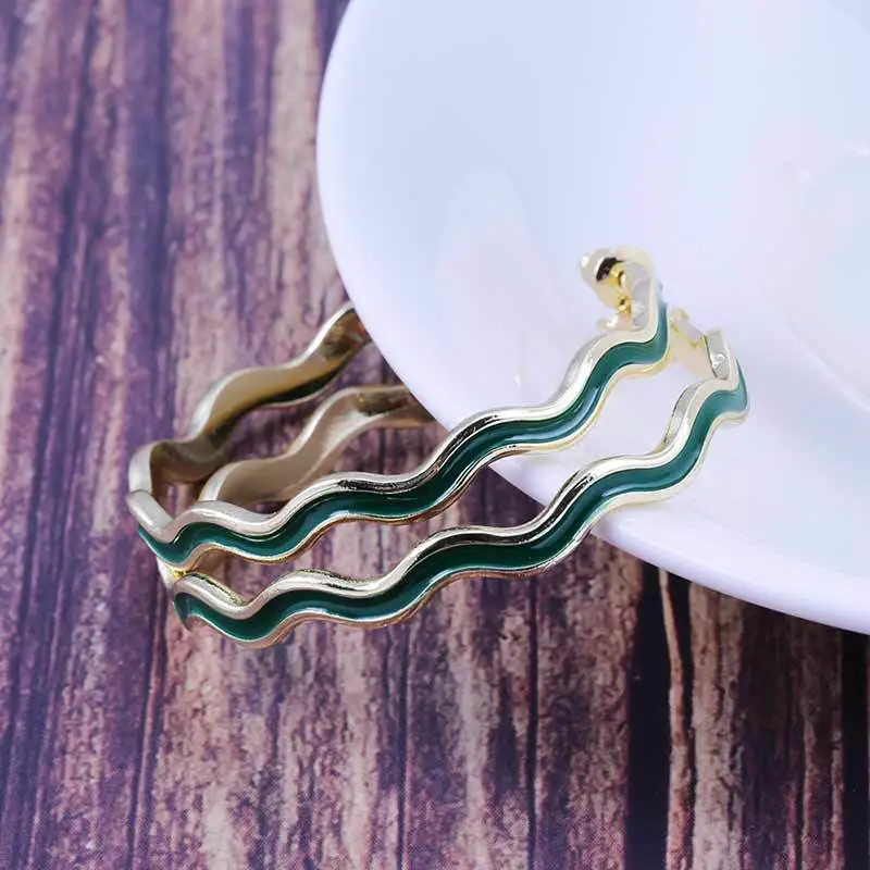  Hot recommendation: Korean Dongdaemun all-match water ripple earrings for women, wave pattern earrings, trendy jewelry