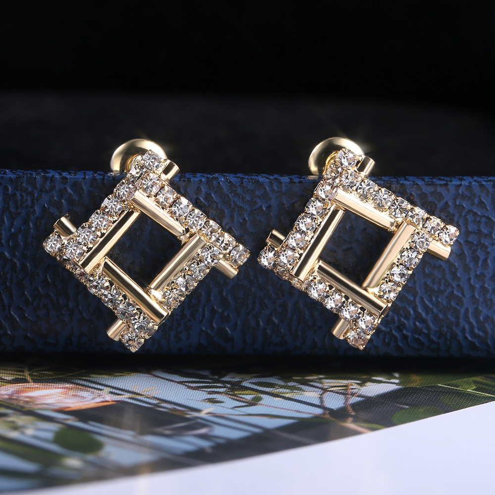 Hot selling Korean jewelry new simple and fashionable all-match national style goddess earrings Dongdaemun earrings