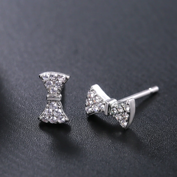 Hot selling hot item in Dongdaemun, Korea, sweet and cute bow-knot zircon earrings, fashionable and versatile earrings for girls