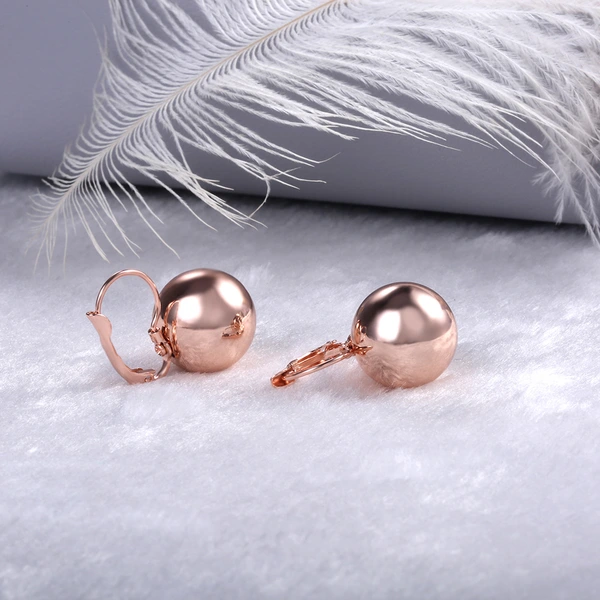 Korea's hot-selling creative, simple and exquisite spherical earrings, European and American temperament, the same style as the Internet celebrity women