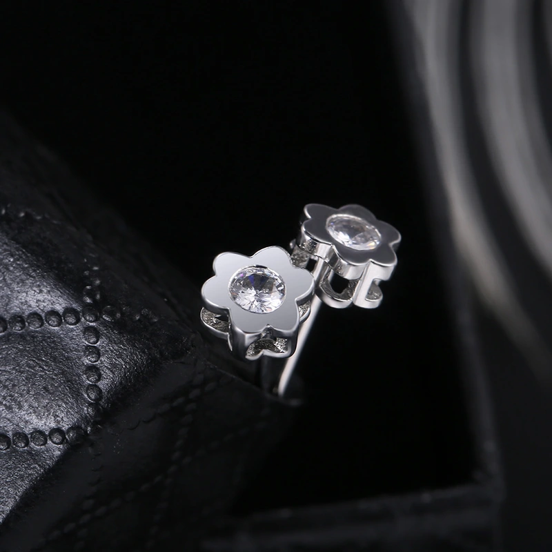   Japanese daily versatile zircon flower earrings goddess student simple matching earrings copper plated with real gold