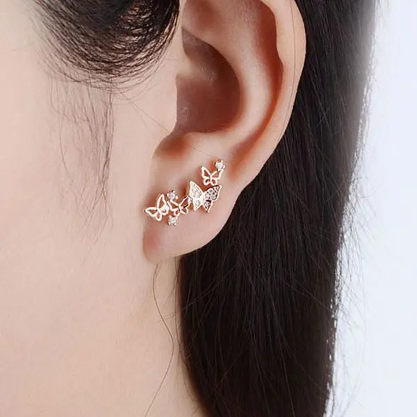   Hot selling small fresh campus style butterfly earrings with the same fashion trend earrings