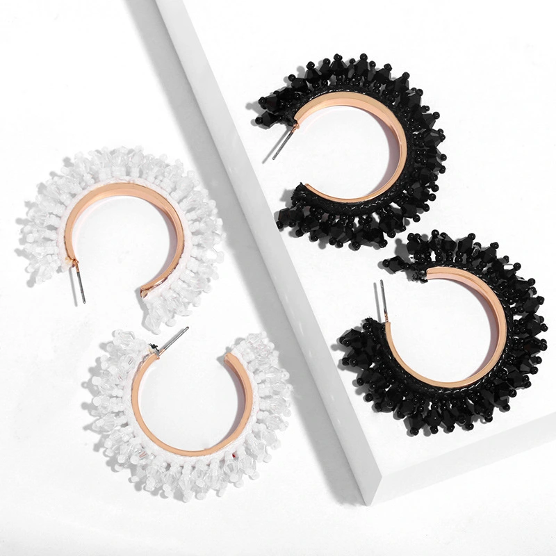 European and American celebrity C-shaped earrings European and American exaggerated alloy earrings Internet celebrity geometric earrings rice bead earrings err46