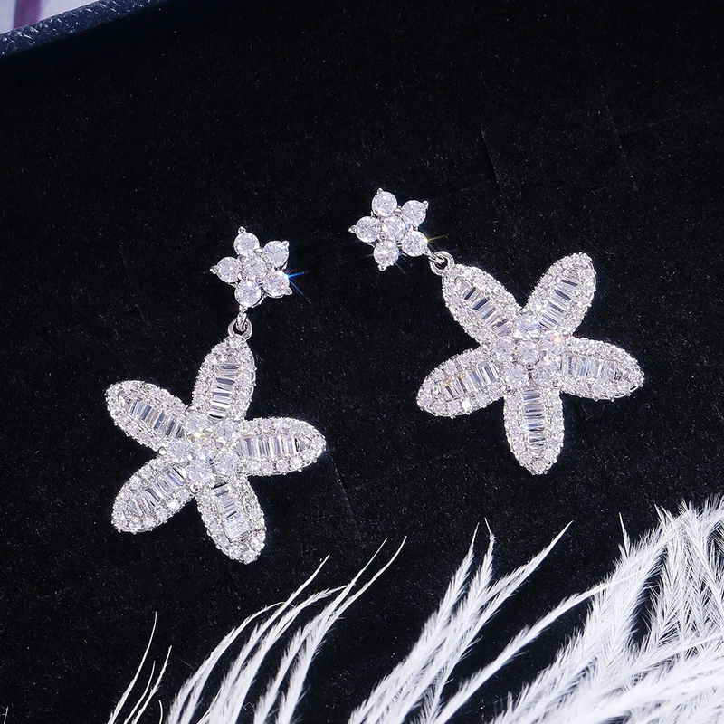   Hot selling new Korean sweet temperament girls full zircon flower earrings earrings high-end jewelry