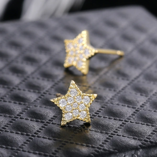   Hot selling new simple internet celebrity girl temperament five-pointed star full diamond earrings trendy jewelry