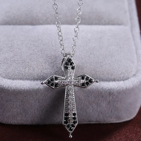 Hot selling European and American simple and versatile internet celebrity style couple style chain pendant zircon jewelry