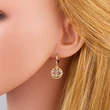 Clearance online celebrity European and American earrings for women hollow devil eye earrings peach heart love earrings wholesale ers04