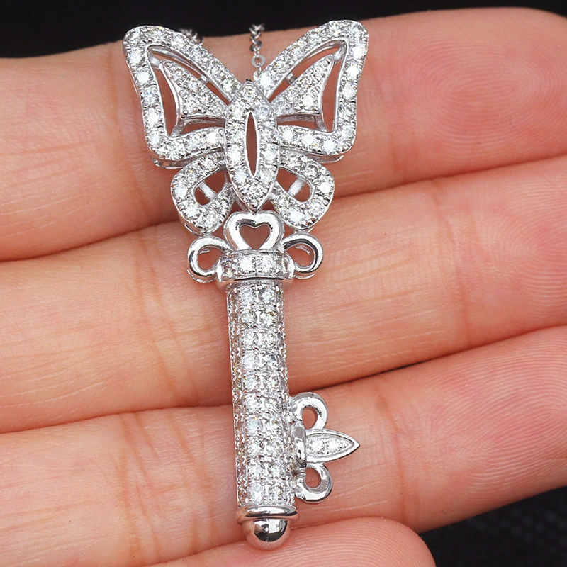 Key-shaped necklace with zircon inlaid on the inside for women Korean style exquisite versatile sweater chain Internet celebrity same style