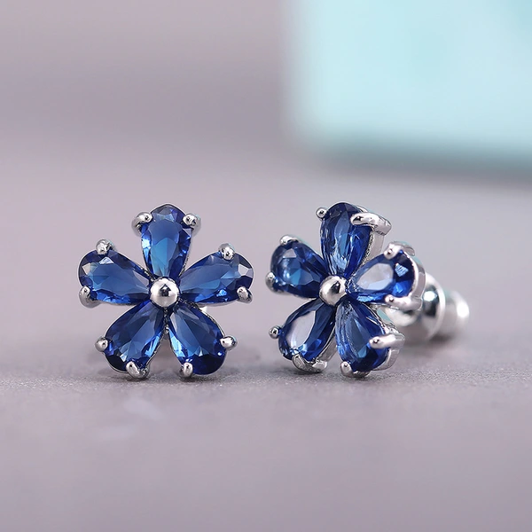 New style fresh Japanese and Korean student style inlaid zircon small flower ladies earrings