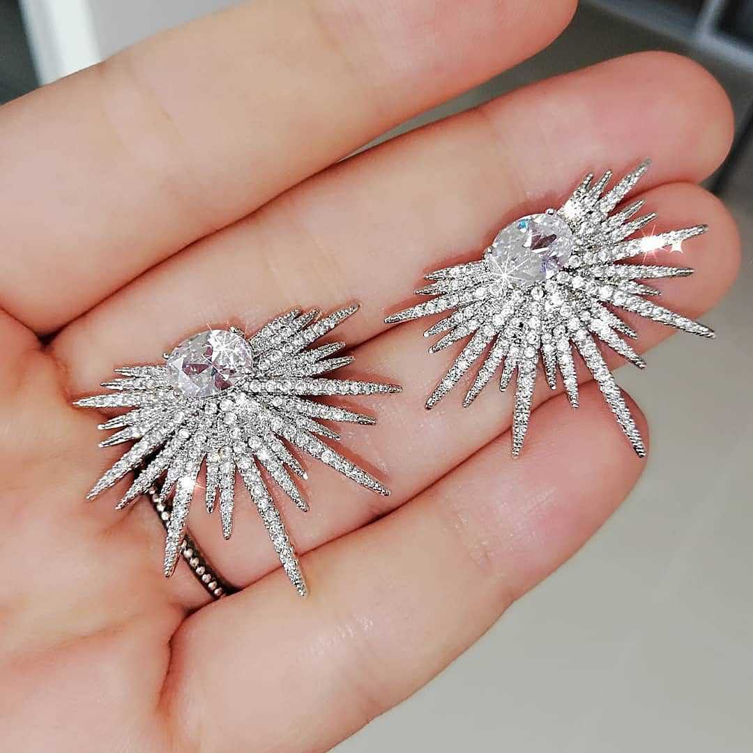  New hot selling European and American high-end exquisite luxury exquisite earrings micro-studded with zircon personality earrings