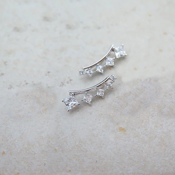 New style small fresh campus style simple square diamond earrings Internet celebrity same style fashion trend earrings