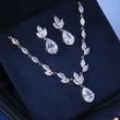 Live streaming source of fashionable women's zircon earrings and necklaces, high-quality jewelry for delivery
