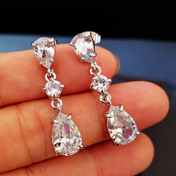 Best-selling European and American exquisite women's teardrop large zircon earrings earrings shining exquisite silver-plated earrings wholesale