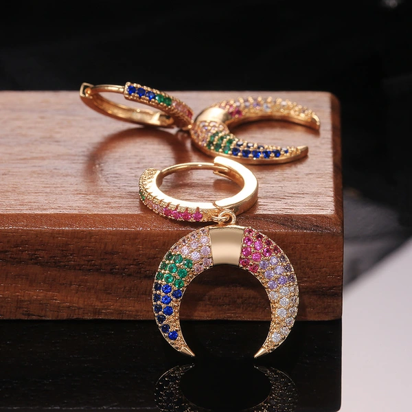   Hot selling ethnic style lucky crescent earrings, fashionable internet celebrity style, popular street style earrings wholesale