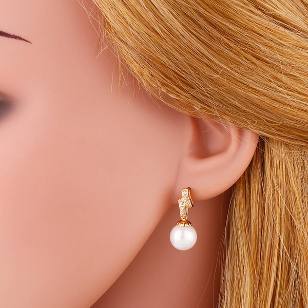 Japanese and Korean simple fresh pearl earrings personality sweet net red water drop earrings earrings earrings female eru26