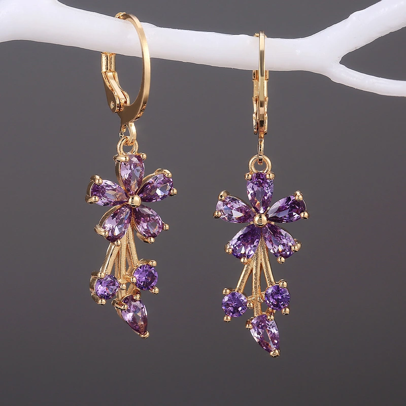 E-commerce European and American fashion OL women's floral earrings copper inlaid zircon electroplated earrings wholesale