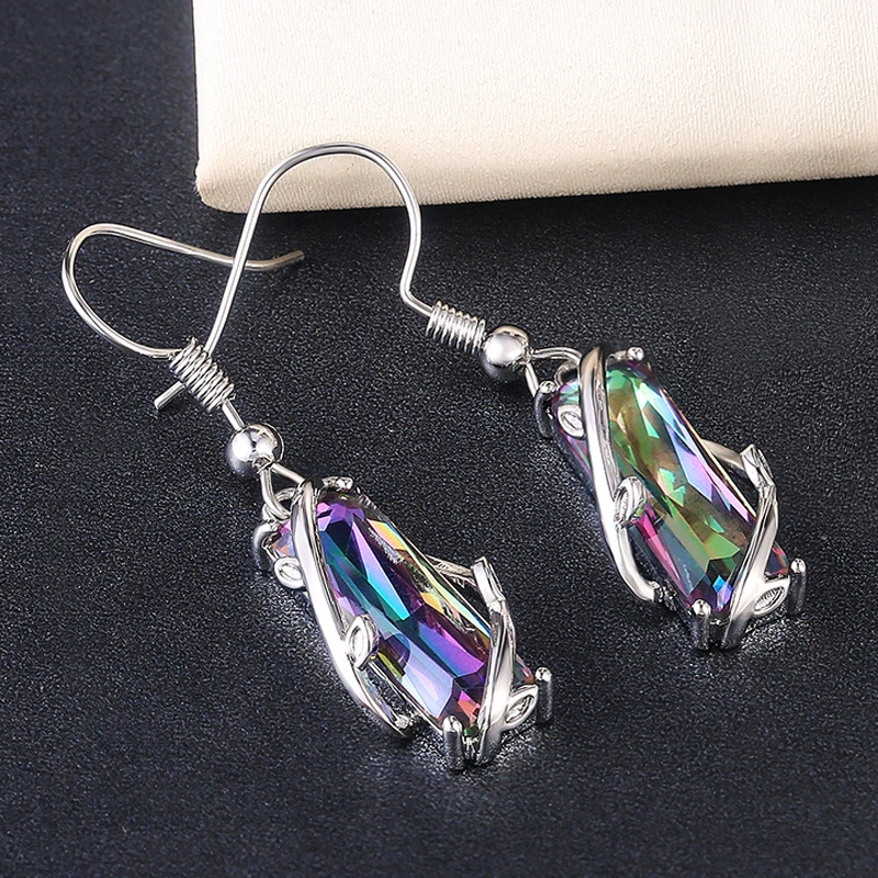 Creative hot-selling European and American colored zircon geometric copper earrings for women, factory direct supply and wholesale