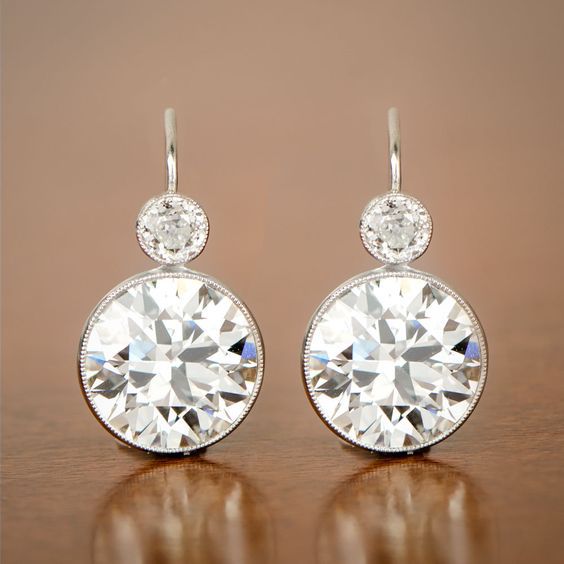 Hot selling simple and elegant all-match round zircon women's earrings European and American style jewelry wholesale