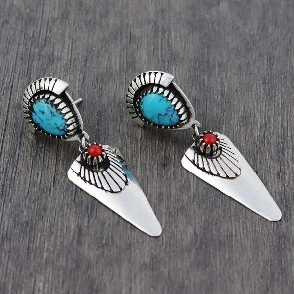   Hot selling women's retro imitation turquoise earrings, ethnic style personalized earrings, hot selling wholesale