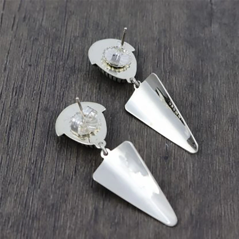   Hot selling women's retro imitation turquoise earrings, ethnic style personalized earrings, hot selling wholesale