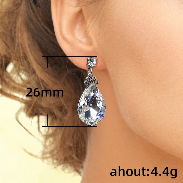  Hot selling exquisite white teardrop-shaped zircon copper women's earrings European and American personality earrings wholesale