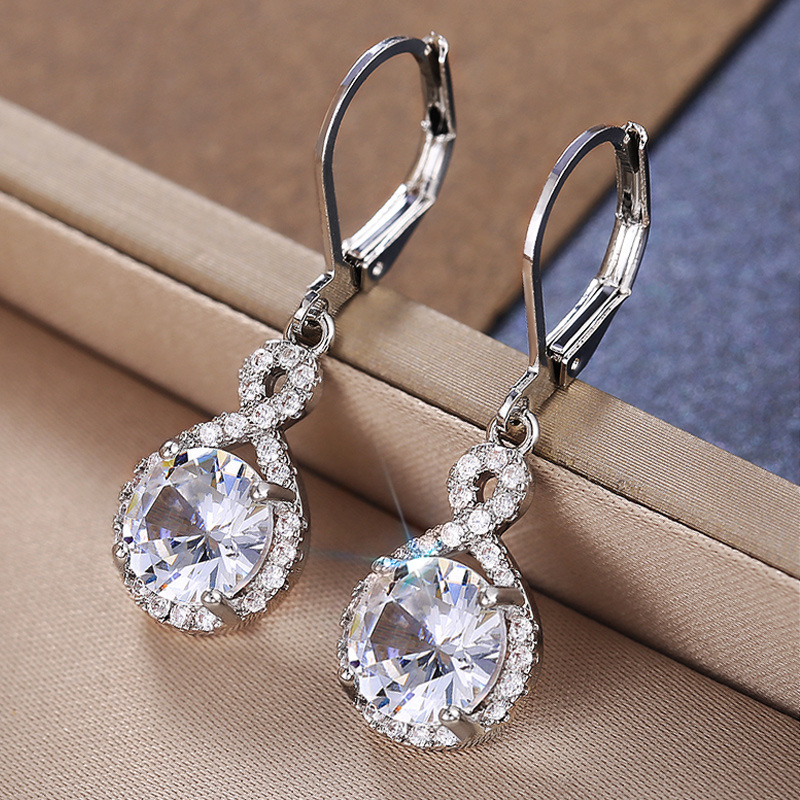   E-commerce recommends high-end atmospheric copper-plated zircon earrings, exquisite women's earrings jewelry wholesale