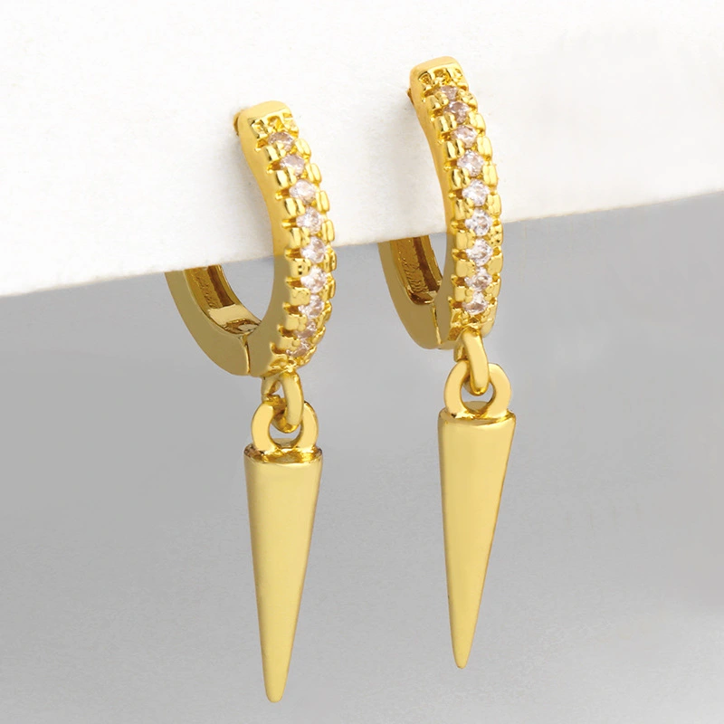 Clearance earrings European and American earrings women's versatile creative rivet conical earrings ear jewelry eru68