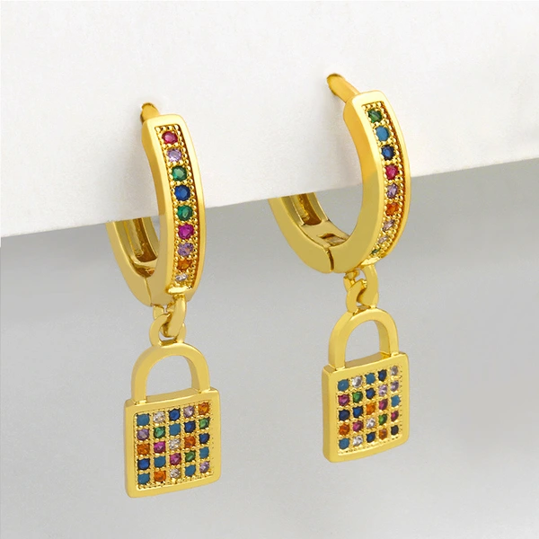 Clearance European and American jewelry temperament full diamond crescent earrings style Internet celebrity lock pendant earrings wholesale eru83