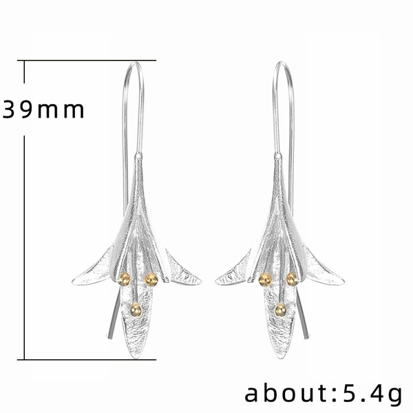 E-commerce recommended hot-selling exquisite and beautiful flower women's earrings, European and American creative earrings wholesale