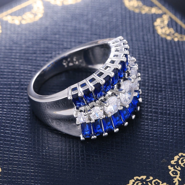 Hot selling exquisite creative blue zircon wedding ring European and American ladies jewelry wholesale