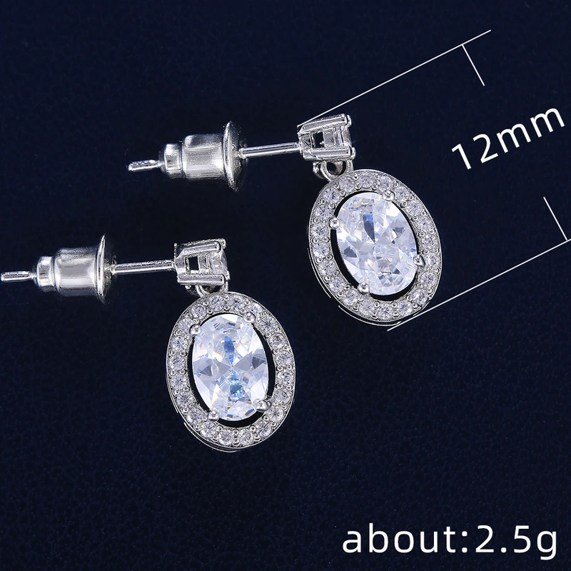    New style atmospheric versatile oval zircon copper earrings European and American temperament earrings wholesale