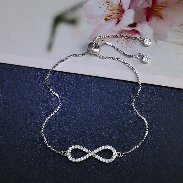 European and American minimalist fashion micro-inlaid zircon bracelet lucky number 8 infinite large hand jewelry direct sales bra07