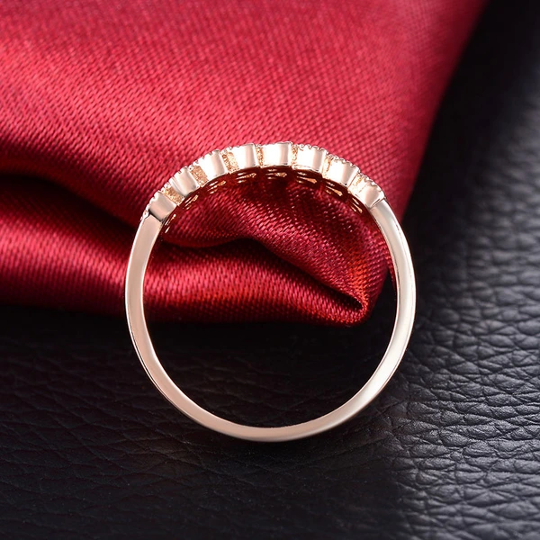 European and American hot-selling creative and fashionable OL ladies' zircon rings with rose gold plating jewelry wholesale