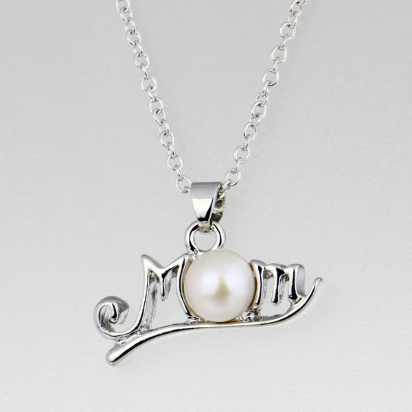 European and American mom pearl necklace (including chain) female new mother's birthday gift
