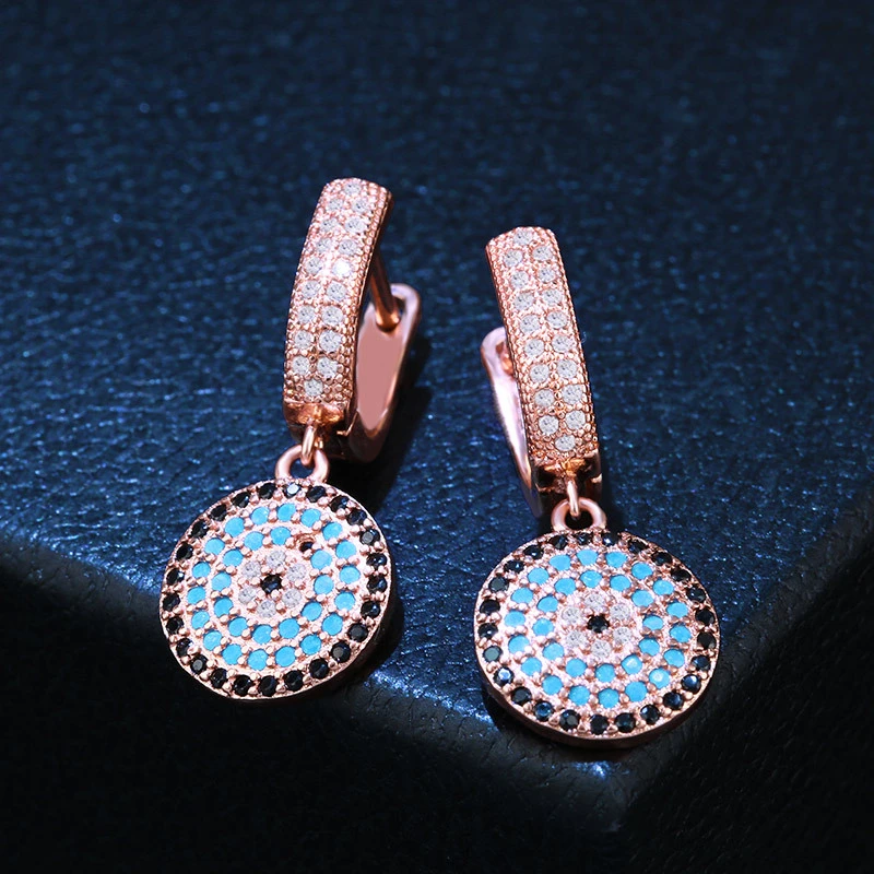 European and American fashion ladies' personality exaggerated large zircon earrings versatile fashion exquisite pendant accessories wholesale erm96