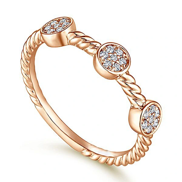 New arrival, new style, micro inlaid zircon twist ring, simple and fashionable women's ring, hand jewelry wholesale