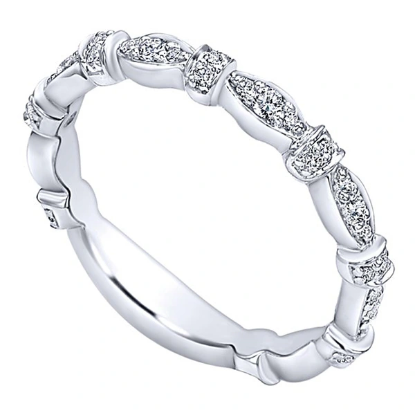 European and American new hot selling fashionable and personalized interlocking women's rings, engagement and wedding pinky rings, jewelry