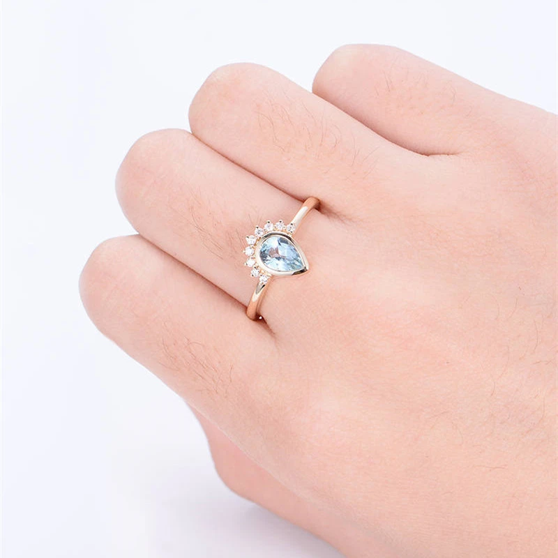 New hot selling European and American women's teardrop-shaped zircon ring popular fashion fresh jewelry wholesale