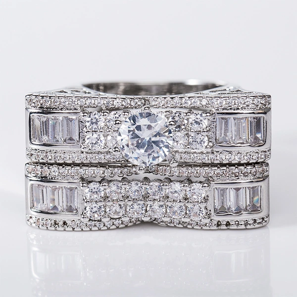 Fashionable high-end luxury couple rings, exquisite hollow zircon women's rings, full diamond micro-inlaid rings, hand jewelry
