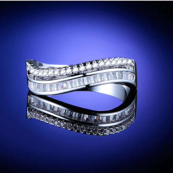 Hot selling new European and American style double row zircon diamond ring for women simple ring spot wholesale