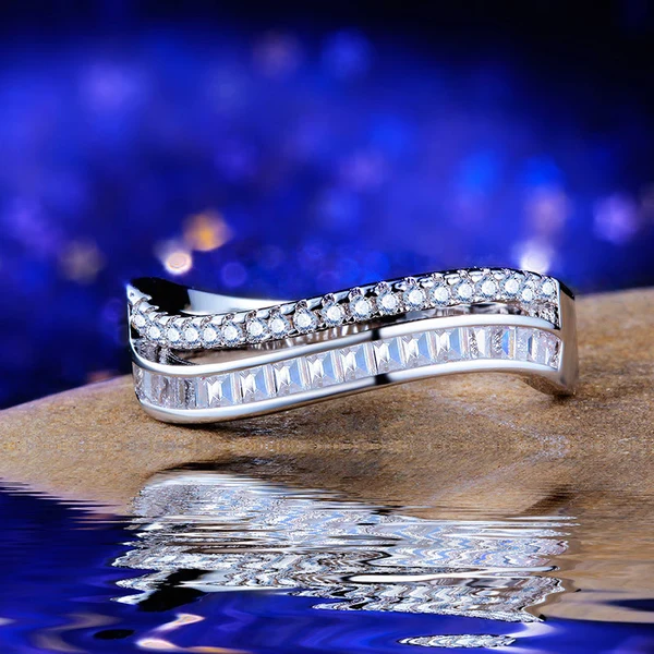 Hot selling new European and American style double row zircon diamond ring for women simple ring spot wholesale