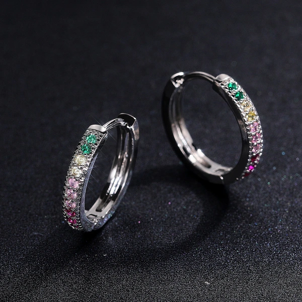 New Japanese and Korean earrings are fashionable and simple, with colorful zircon earrings for women, souvenirs and jewelry that are hot selling.
