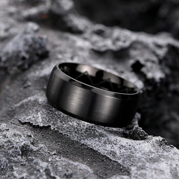   New factory direct sales ring dark low-key luxury ring inner diamond carving design