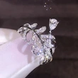 Hot selling teardrop-shaped ring for women, feather and leaf shape ring, light luxury style, elegant and fresh new style