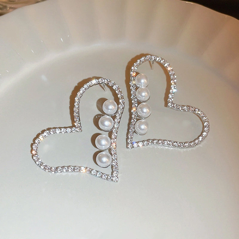  Love imitation pearl earrings French style personality fashion design earrings temperament hollow earrings for women