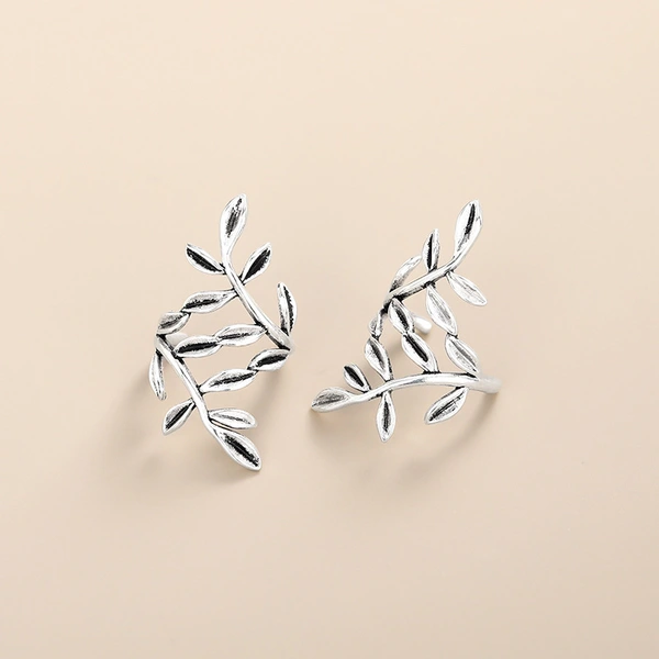 Leaf ear clip for women without piercings Korean simple fresh forest retro student ear bone clip