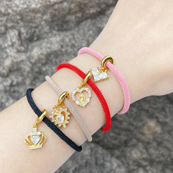 Hot selling love Madonna bracelet inlaid with zircon gold-plated peach heart pendant hand jewelry bracelet brc88