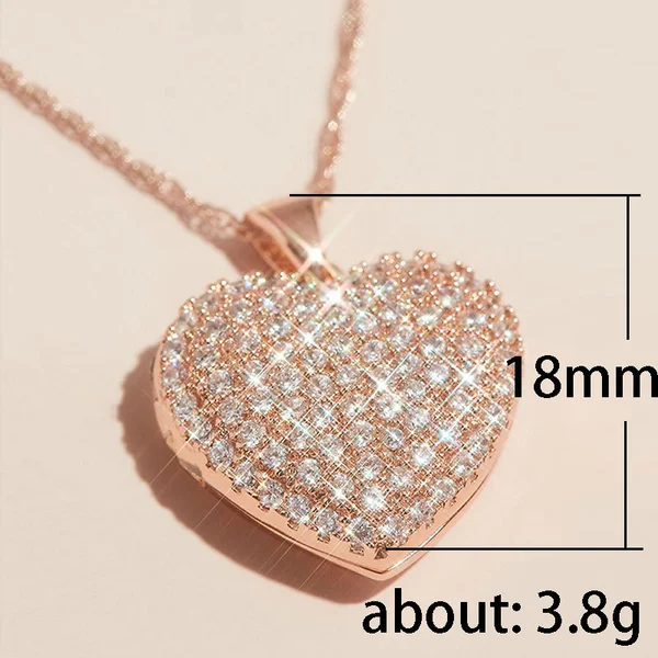 European and American new light luxury temperament versatile love necklace niche peach heart clavicle chain accessories