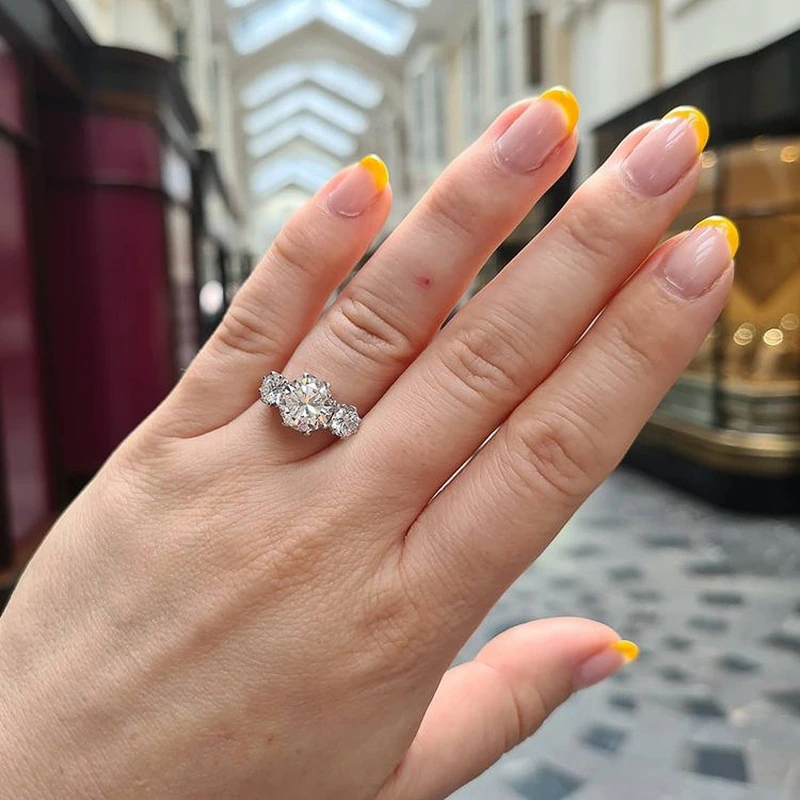 Women's European and American single row three zircon ring popular jewelry e-commerce hot item